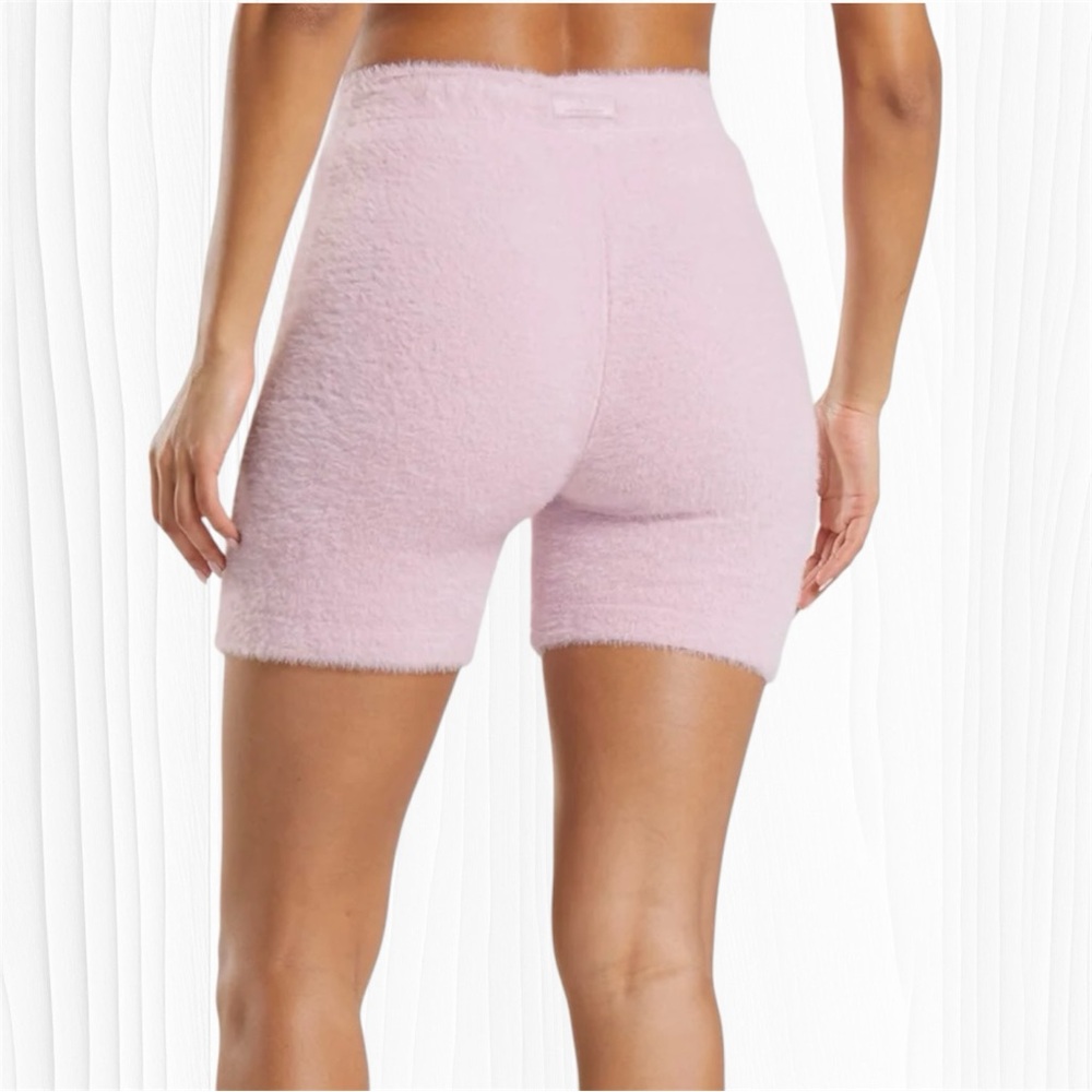Gymshark Whitney Eyelash Knit Blush Pink Training High-Rise Bike Shorts size S - Picture 2 of 11